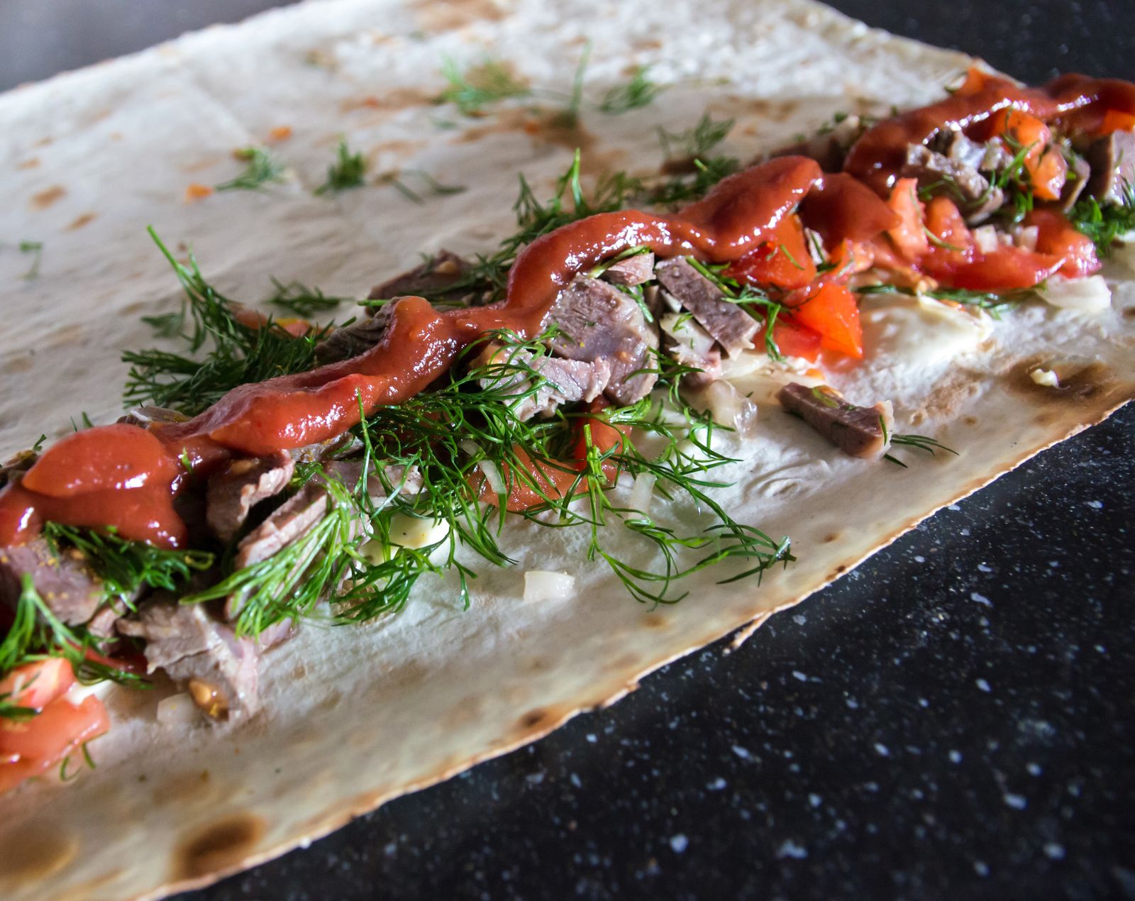 How many calories are in a shawarma: Shawarma in a laffa wrap, 400 g, 800 calories